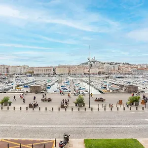 Ambassade Bretonne Vieux-port France
